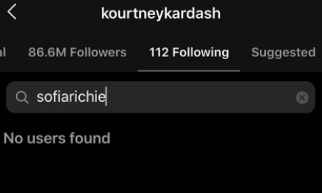 ¡Toma tus palomitas de maíz! Sofia Richie acaba de dejar de dejar de seguir a Kourtney Kardashian en Instagram 1