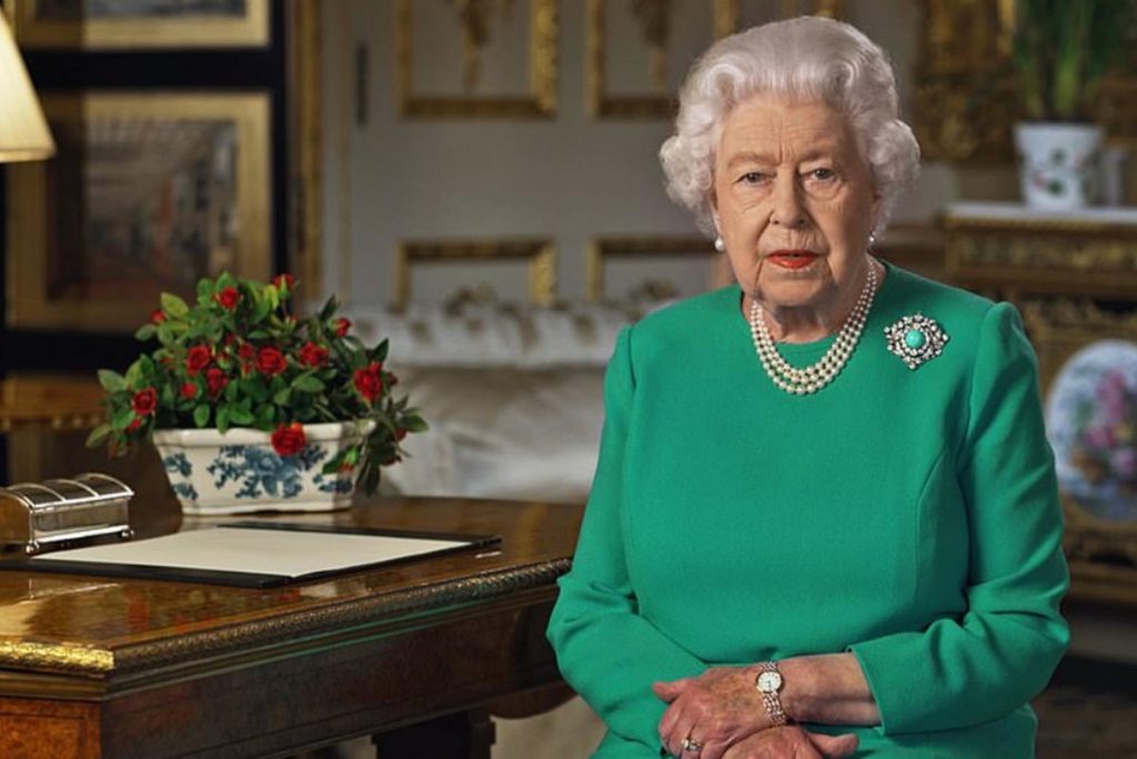 La reina Isabel II envía un emotivo mensaje de Pascua 5