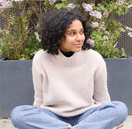 Safinaz Sattar Altura, peso, edad, novio, biografía, familia y wiki 4 Safinaz Sattar fue a la escuela secundaria en Berlín.