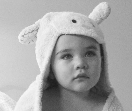 Lola Flanery Wiki, altura, edad, novio, familia, biografía y más 2 La foto de la infancia de Lola Flanery