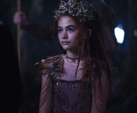 Lola Flanery Wiki, altura, edad, novio, familia, biografía y más 34 Lola Flanery como Reina Seelie en Cazadores de sombras