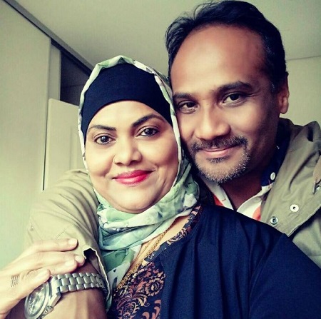 Minu Muneer Wiki, edad, esposo, familia, biografía, películas y más 16 Minu Muneer con su esposo Muneer