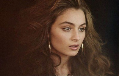 Lily Sastry Wiki, altura, edad, novio, familia, biografía y más 18 Lily Sastry Carrera y patrimonio neto