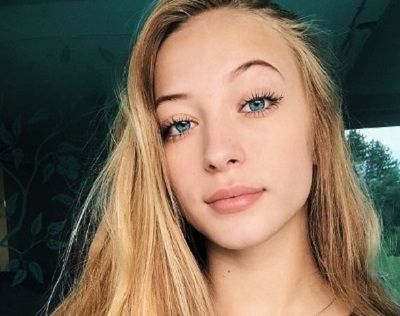 Sophia Diamond Altura, peso, edad, novio, biografía y más 12 Sophia Diamond es famosa por ser una de las estrellas de TikTok más seguidas con más de 3,6 millones de fanáticos.