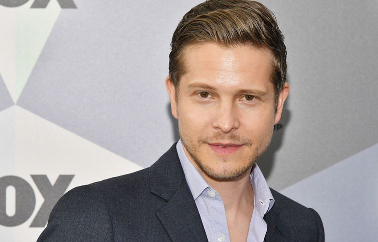 Patrimonio de Matt Czuchry, Edad: Niños, Bio-Wiki, Esposa, Peso 1 Altura de Matt Czuchry